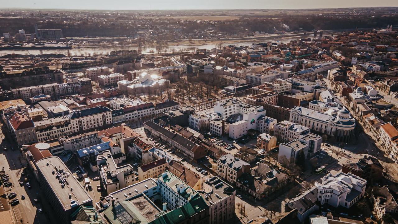 Beautiful Apartment In The Heart Of Kaunas Exterior foto